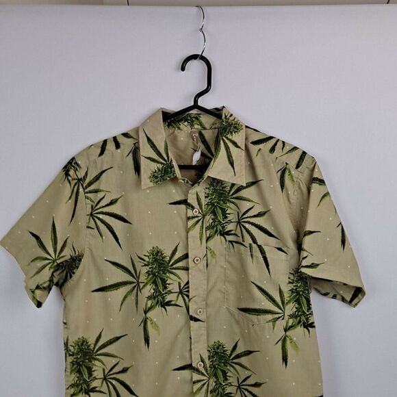 True Rock Mens S/S Shirt  NWOT - Picture 2 of 10